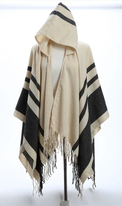 Poncho Femme Fin à Capuche