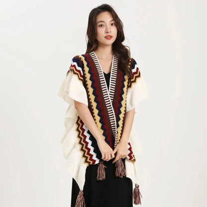 Poncho Femme Fin à Pompons